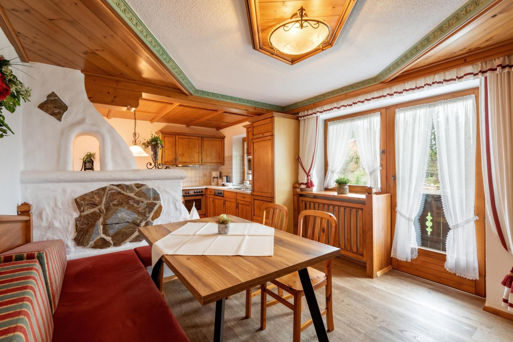 Haus Schroll Apartment Ried im Zillertal Exterior photo